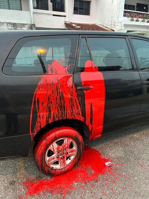 (已签发)柔:前屋主欠大耳窿债 现任屋主当灾被泼红漆