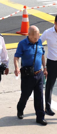 (已签发)柔:狮城二三事:接载同游新山 疑误踩油门 84岁男子撞死2老友 一人逃劫