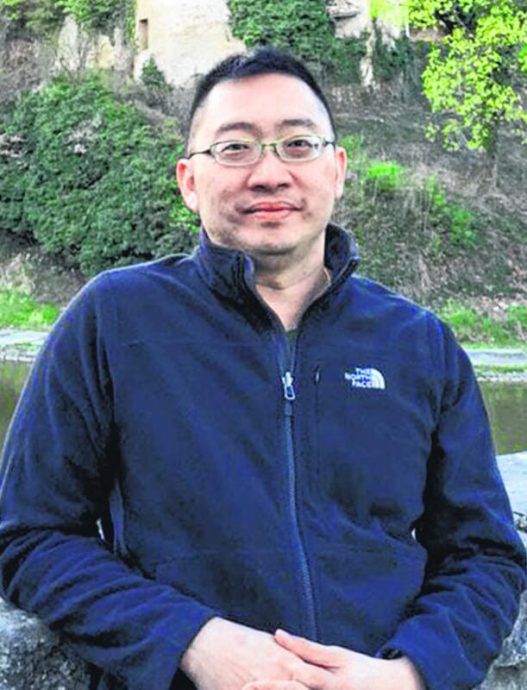 (已签发)柔:狮城二三事:无法索回25万新元诉讼费 狮城医生要告前情妇破产