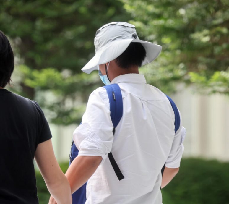 (已签发)柔:狮城二三事:酒后开车遇临检 医生图找人顶包 妨碍司法公正罚4千新元