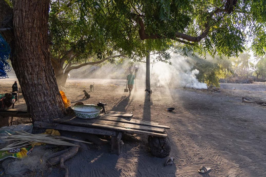 NS暖势力:“11年离乡背井,她早忘了回家的路!”雇主陪女佣千里寻亲