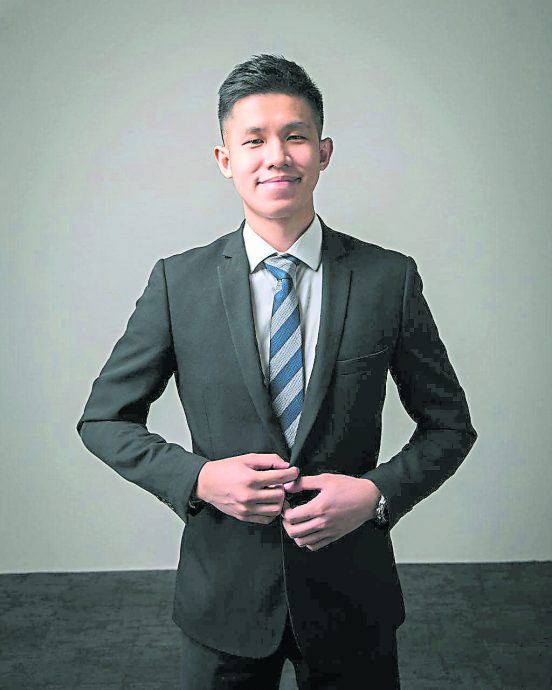 11月27日见报///52岁单亲爸爸  想再工作5年就退休 