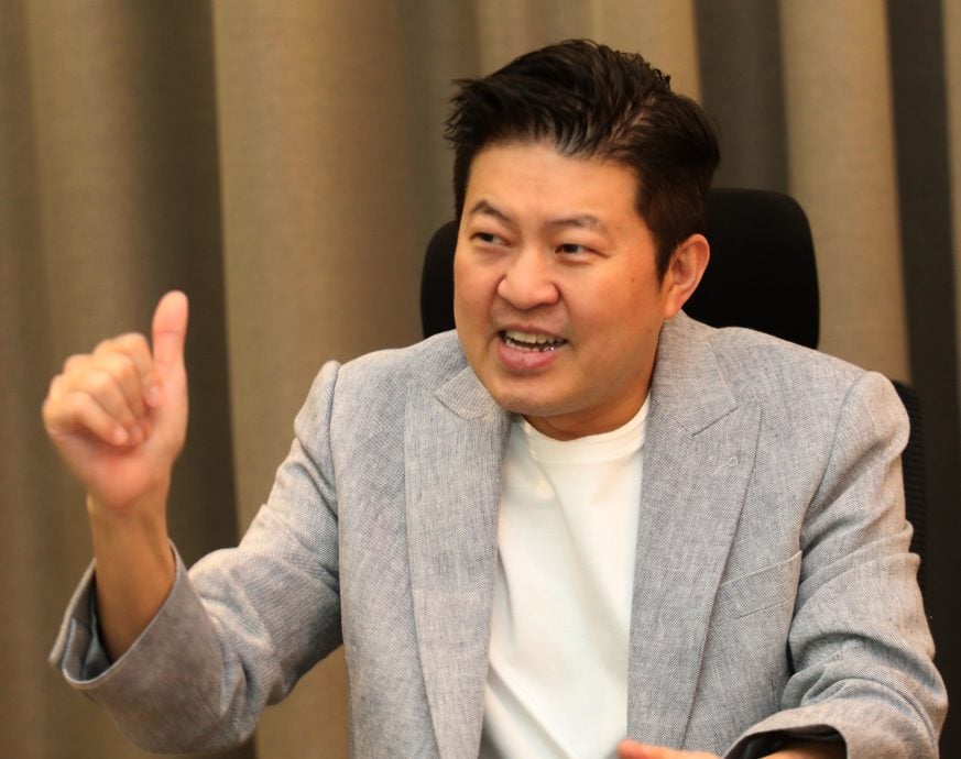 11月27日见报///王子铭：我不是炒家！ 打造大资王国 要让Hextar家喻户晓！