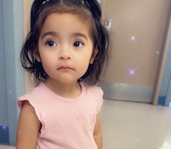 2岁女童操场捡到手枪意外自轰  警逮捕16岁男 