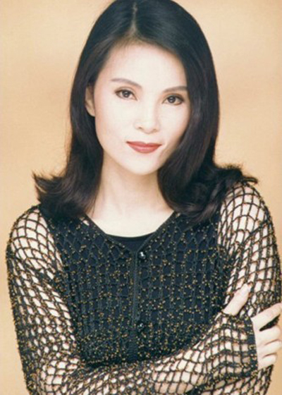 72岁玉女歌后冻龄外表超惊人 网惊艳敲碗开唱