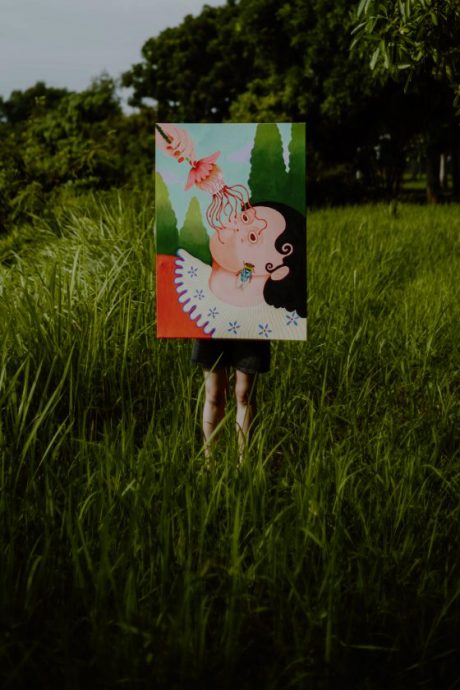 d'peculiar 主打浮夸怪诞微惊悚风格