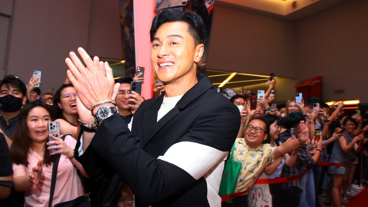 《锁战》首映礼｜高海宁黄浩然姜皓文下台拍合照 粉丝推挤涌前陷混乱