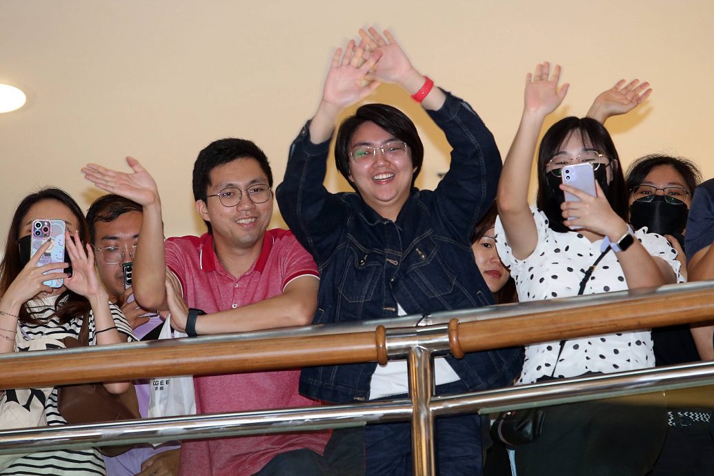  与唐诗咏抵隆先大啖马来餐 林夏薇港版《黑暗荣耀》挑战反派