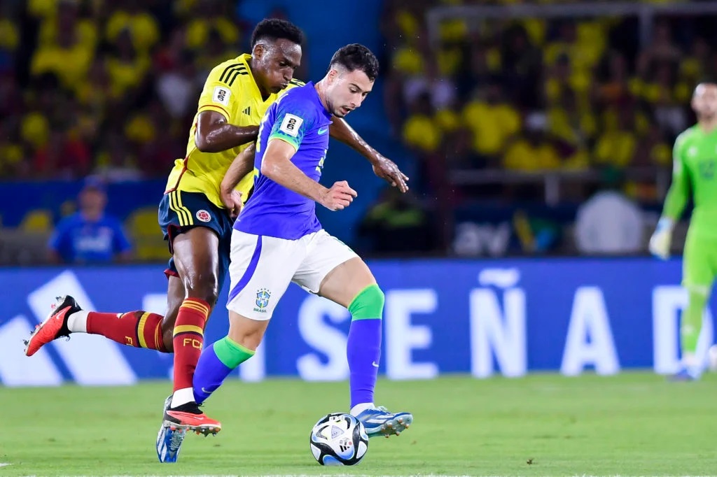 世界杯入选赛南美洲区|上轮双双意外落败  巴阿大战争反弹