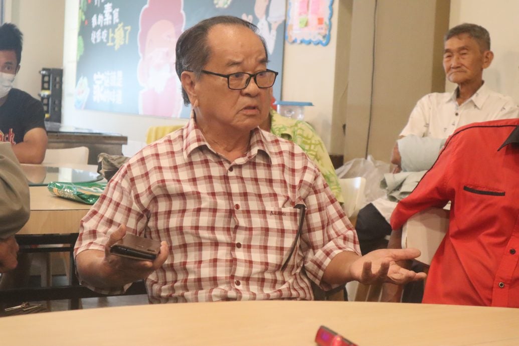 东:关丹数个社团与个人,将联合发函予董教总及教育部,望涉及单位能够提出短期及中期解决华淡小师资短缺问题的方案