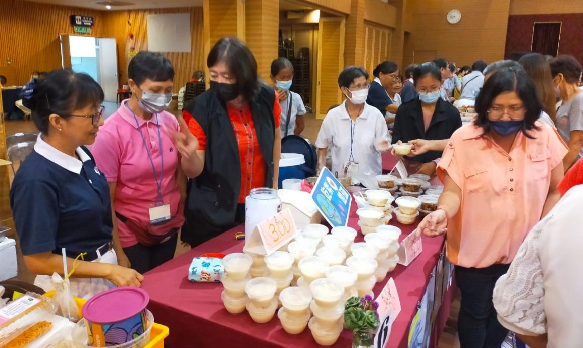 东:慈济义卖会成功举行