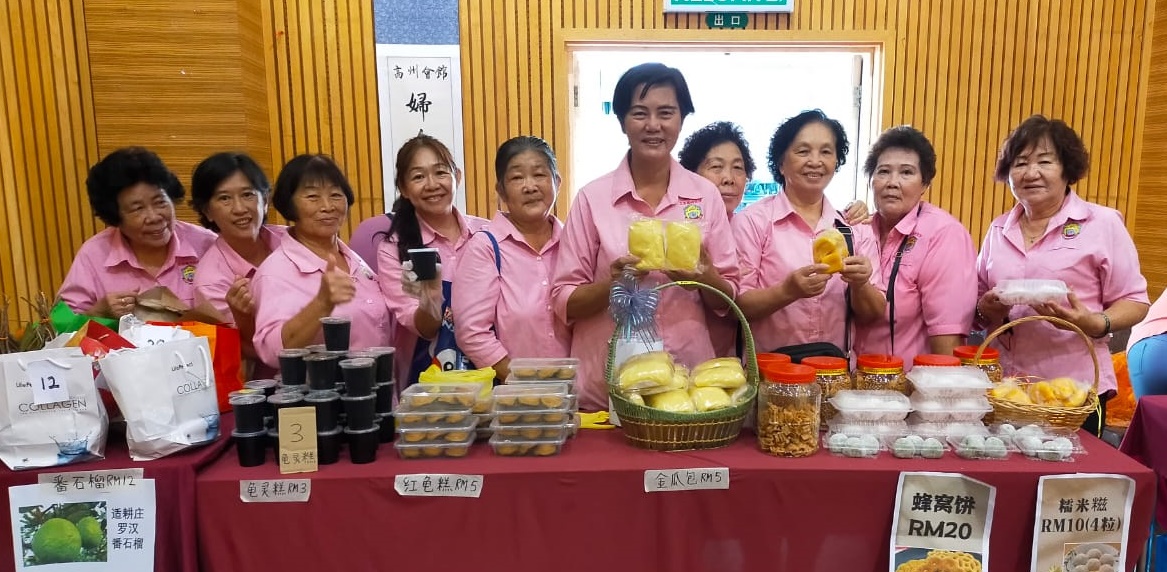 东:慈济义卖会成功举行