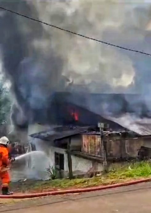 东:文德里住家火灾所幸无人在家