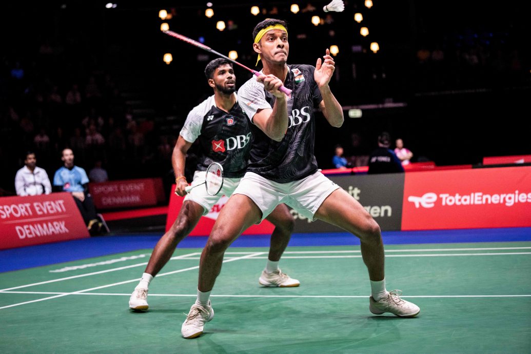 中国羽球超级750赛|中国错失抵定男双冠军  萨维塞拉（兹拉）突围闯决赛