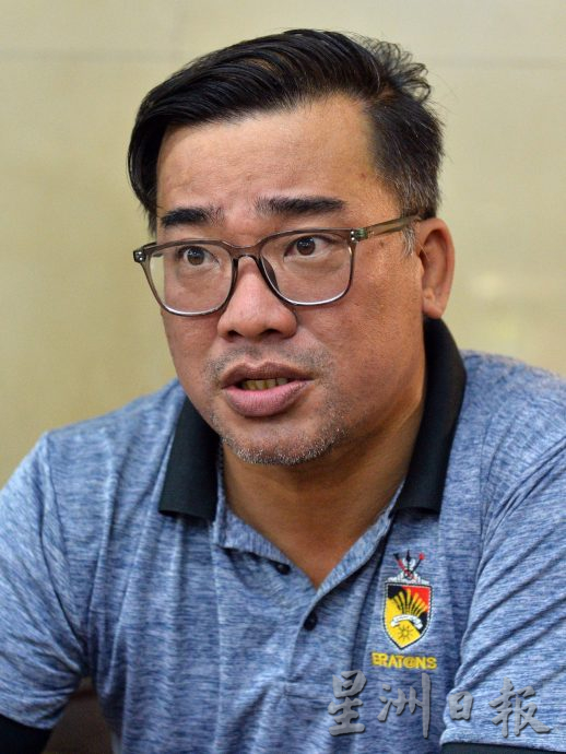 供星洲网／民众：驾车如开船，沉香往仙水乡路太“坑”人