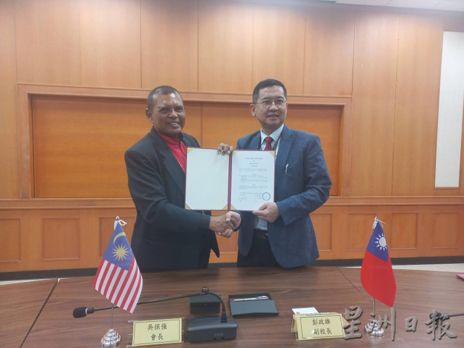 雪隆留台同学会教育展考察团(第4&5天-4所大学)