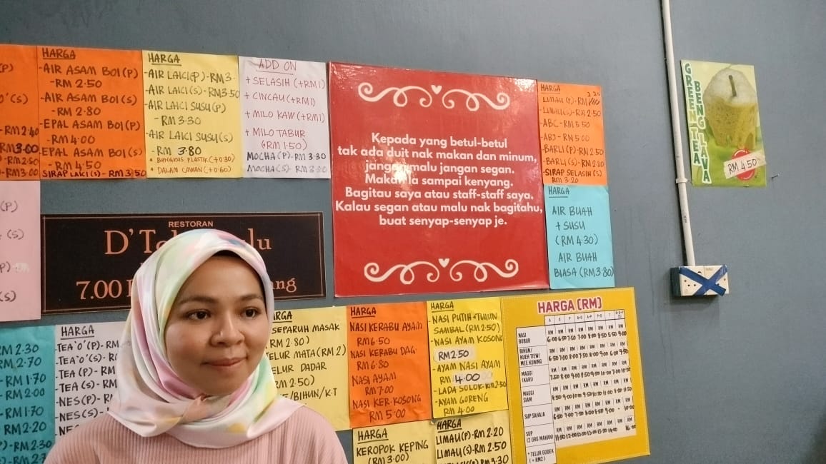 全国／暖势力／马来餐馆夫妇献爱心，贫困者没钱吃饭可免单。