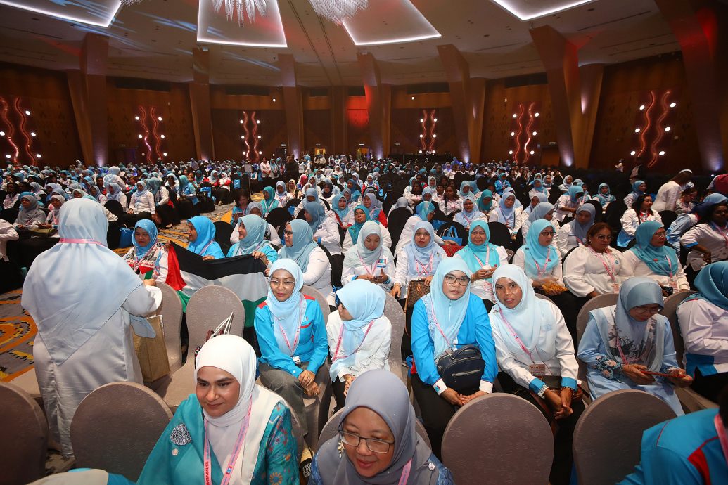 公青团大会/公青团长:维护所有种族的正义是国家的核心