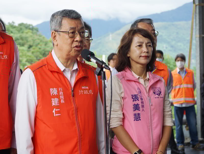 台行政院长:已掌握到中国介选行为