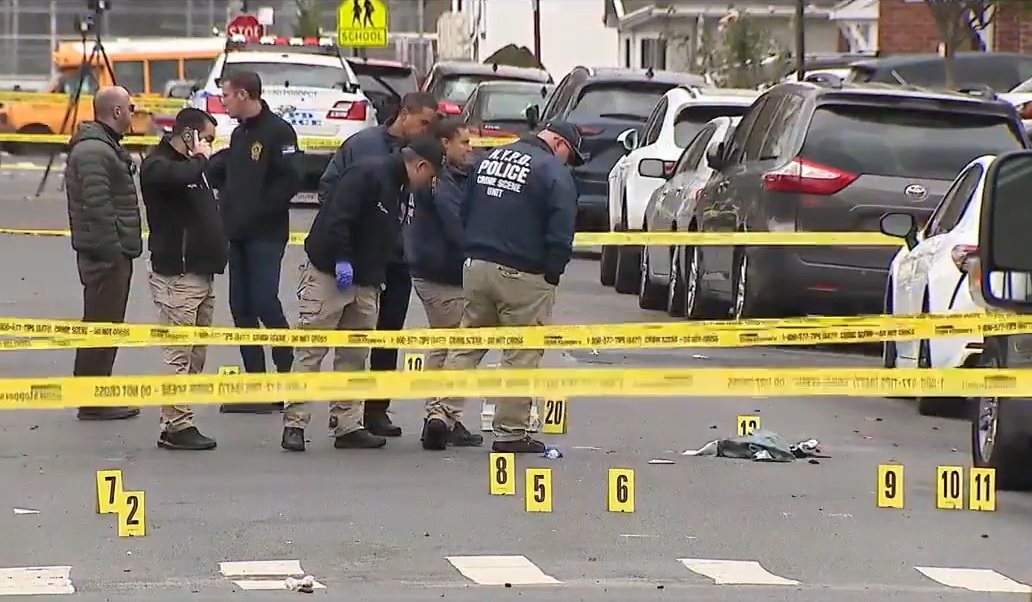 噪音争执射杀邻居父子 男子拒捕遭警击毙