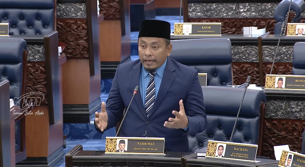 国会/ 伊党议员:不是所有东西都可以杯葛,例如Iphone和Facebook