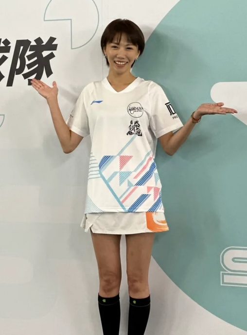 大牙暴瘦现身 副业赚百万全付律师费