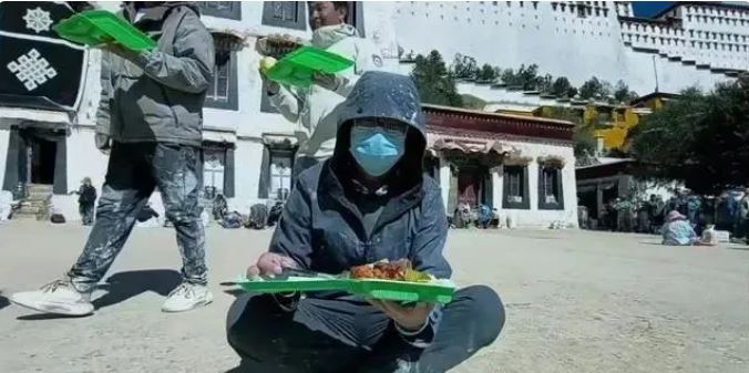 女友礼金临门加码3万 男子直接退婚辞职去旅行