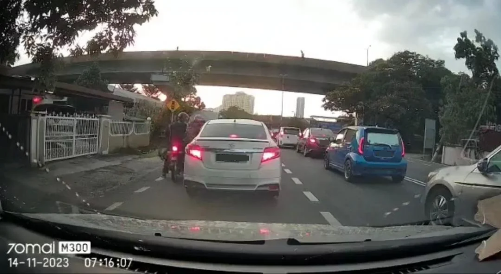 女子遭砸车窗抢手袋 警吁民众提供情报