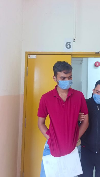 **已签发**柔：第二版头条：假资料申领逾19万社险补贴，雇主被控