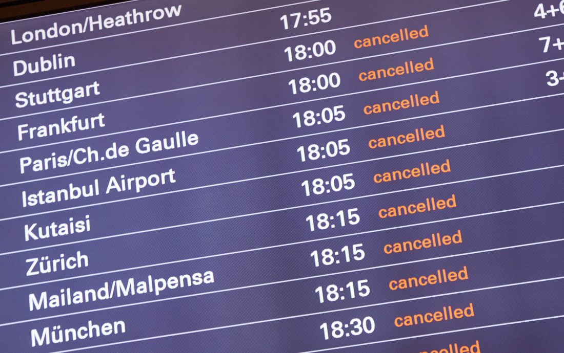 德国汉堡机场挟持女儿为人质事件 持枪男未反抗投降