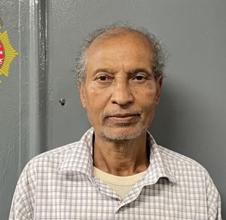 房东不爽被欠房租烧屋 爸妈绝望从顶楼丢下孩子