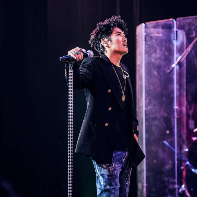 挥别婚变甩肉3公斤 曹格当晒儿魔人