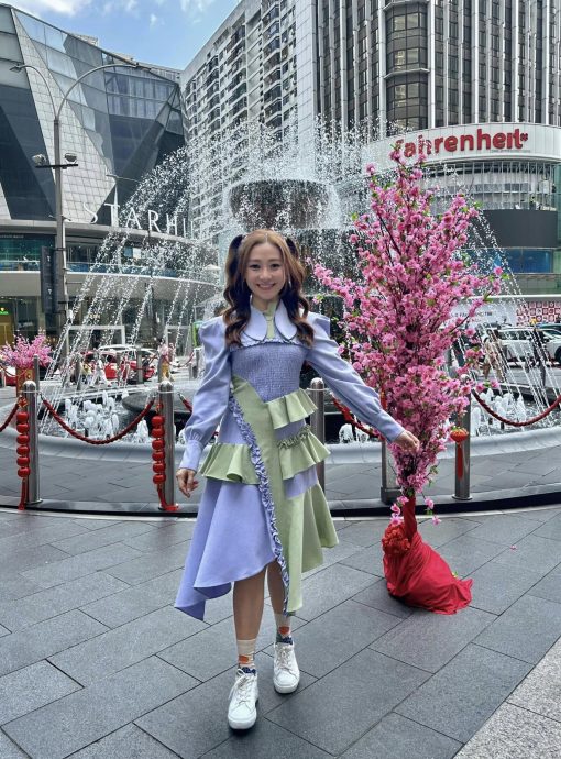 来主播拉丝达悼念庄群施 “有些事情等了就不一样了”