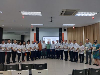 柔:《史诗叶亚来》新书发布 叶达雄10年心血终出版