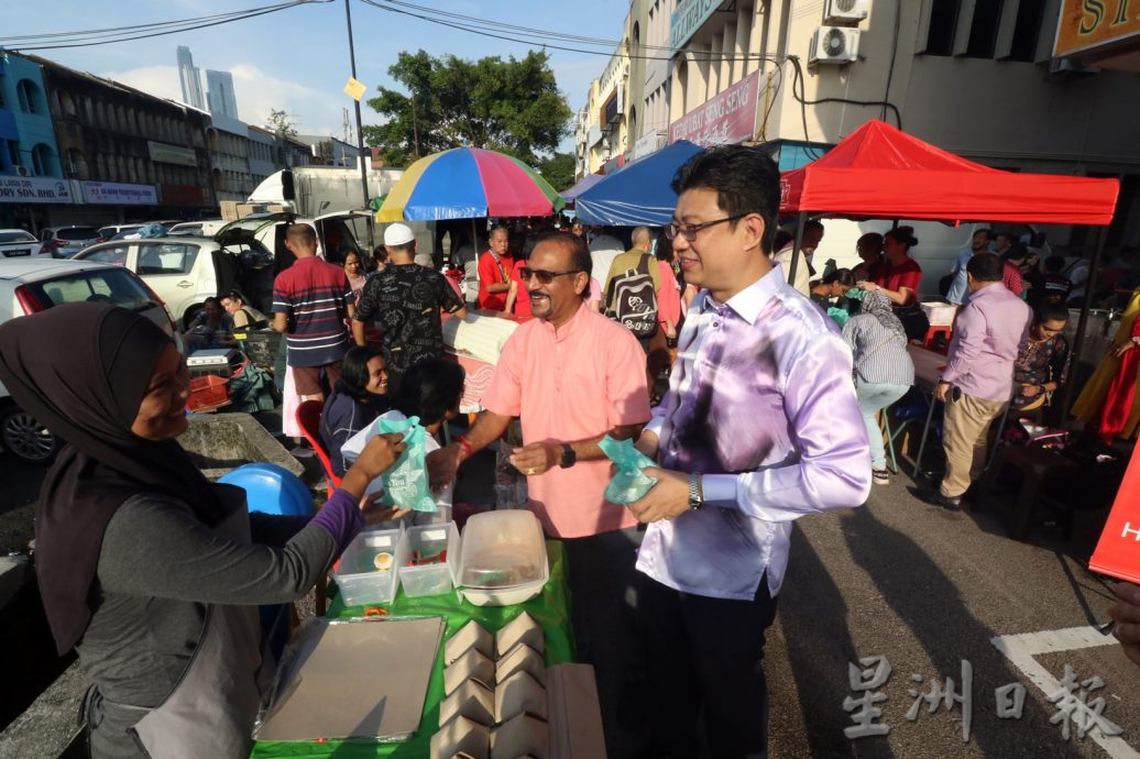 柔:【特稿】: 屠妖节 战胜黑暗迎光明 彩绘 姆鲁古 拉近各族联系