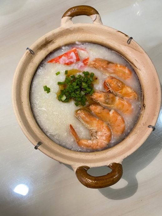 柔:食客指路(11月14日刊):年轻档主,用“妈妈的味道”留住顾客