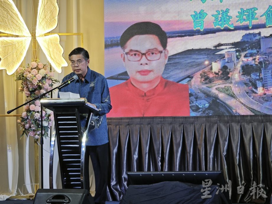 柔:黄匡顺:中华传统诗词蕴含丰富的华族文化精髓, 值得被保留并发扬光大