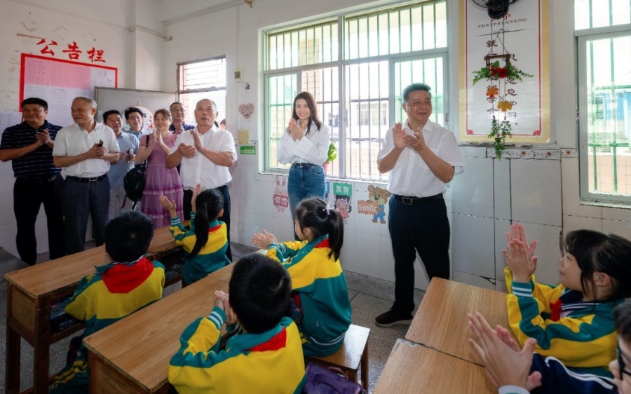 比利时王妃李然回广东省亲！