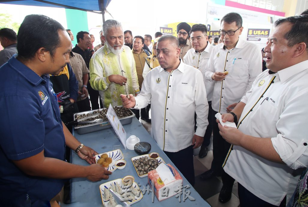 沙拉尼:斥资20亿长10年项目 造峇眼拿督国际渔业工业园