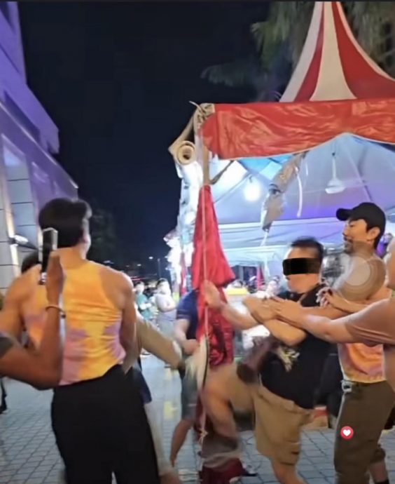 泰国猛男说中文“慢慢来”当和事佬 劝架王雷儿及网红获网赞