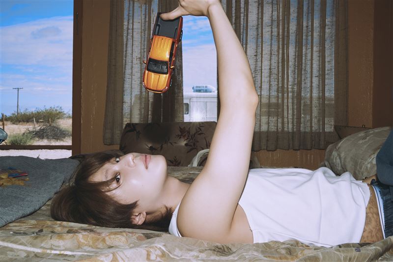 泰民内裤照陷恋童癖争议 新辑含大量性暗示挨轰