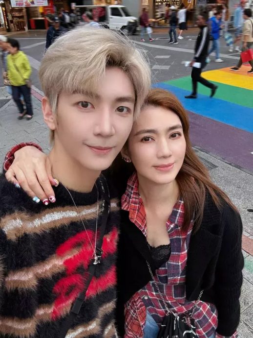 洪欣张丹峰没离婚 张镐濂：他们很恩爱