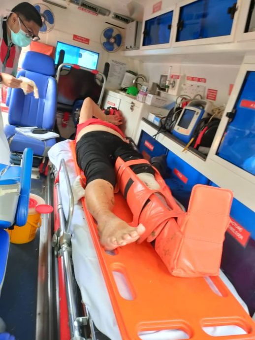 父亲茶室用餐遭撞断腿  黄诗棋曝最新伤势