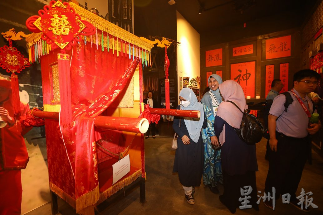 伊斯兰组织访问华总 参观华人博物馆