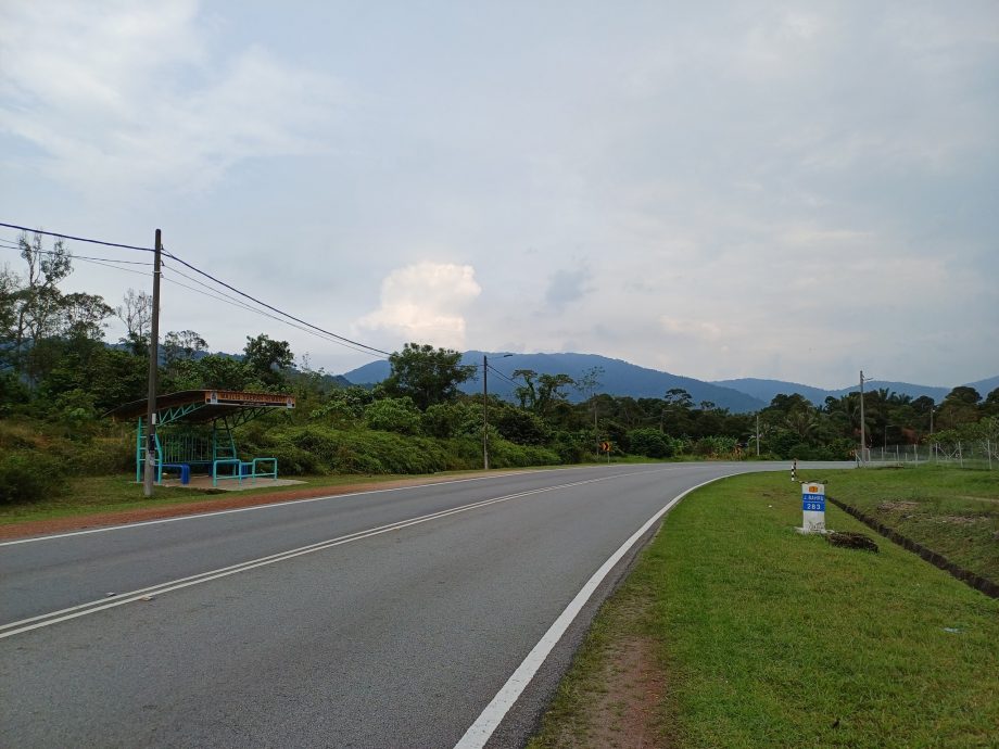 男子花8天170小时 从白沙罗步行到马六甲