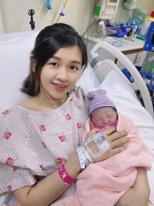 称小宝贝终于从6星级肚子退房 温可微当妈妈了!