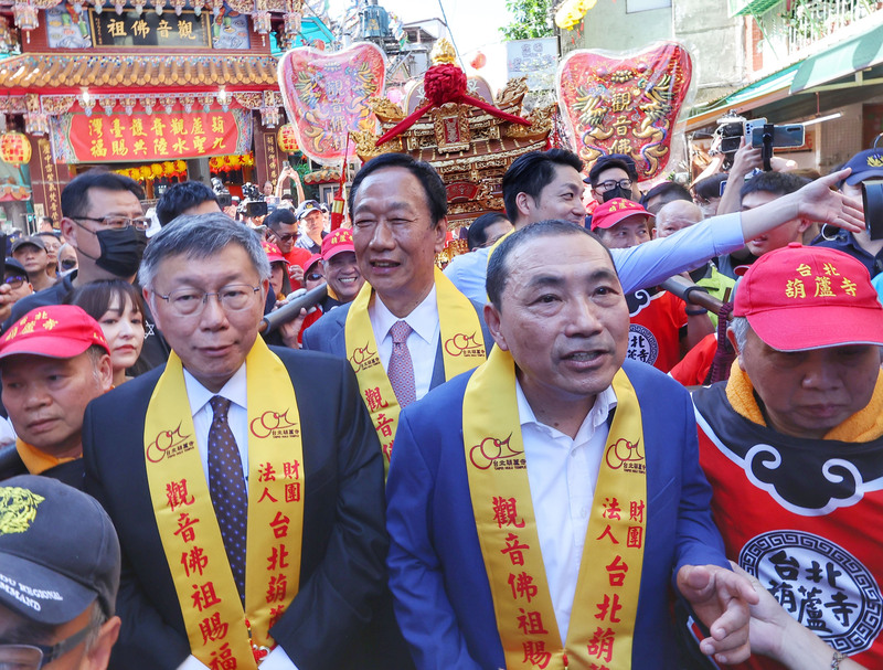 蓝白整合陷僵局 柯文哲坚持全民调