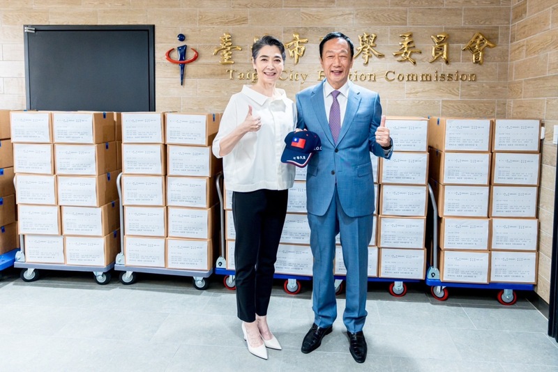 蓝白整合陷僵局 柯文哲坚持全民调