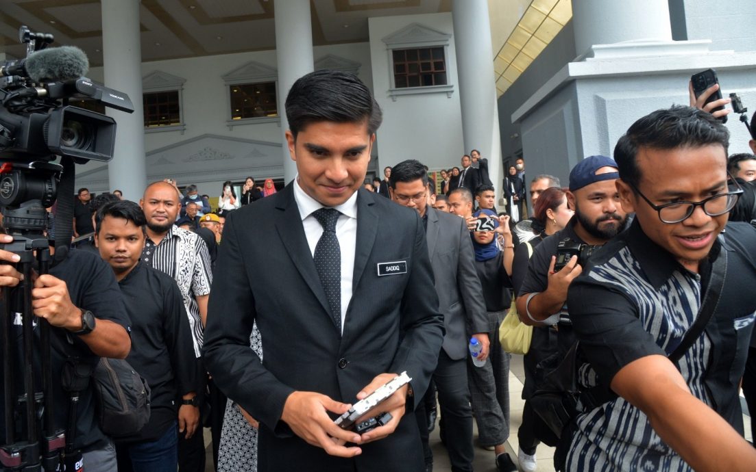 视频 |“越被压迫越要反抗”支持者挺赛沙迪讨回公道