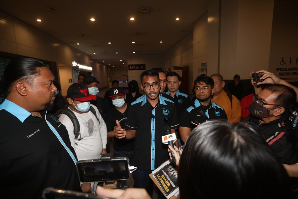 视频 | 遭电击处罚留下伤痕 游河逃生7猪仔回大马了!